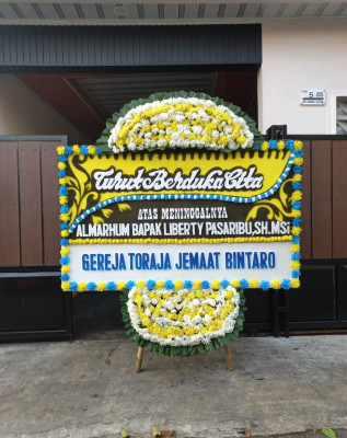 Papan Bunga Duka di Sei Sikambing D